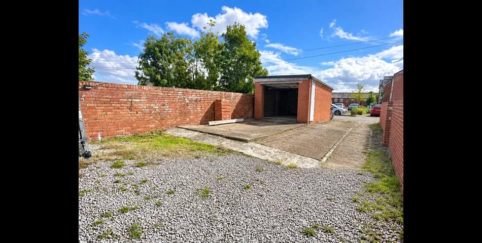 Property Image 0