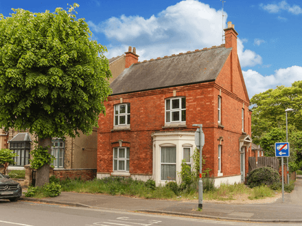 Castle Street Wellingborough NN8 1LW - potential HMO